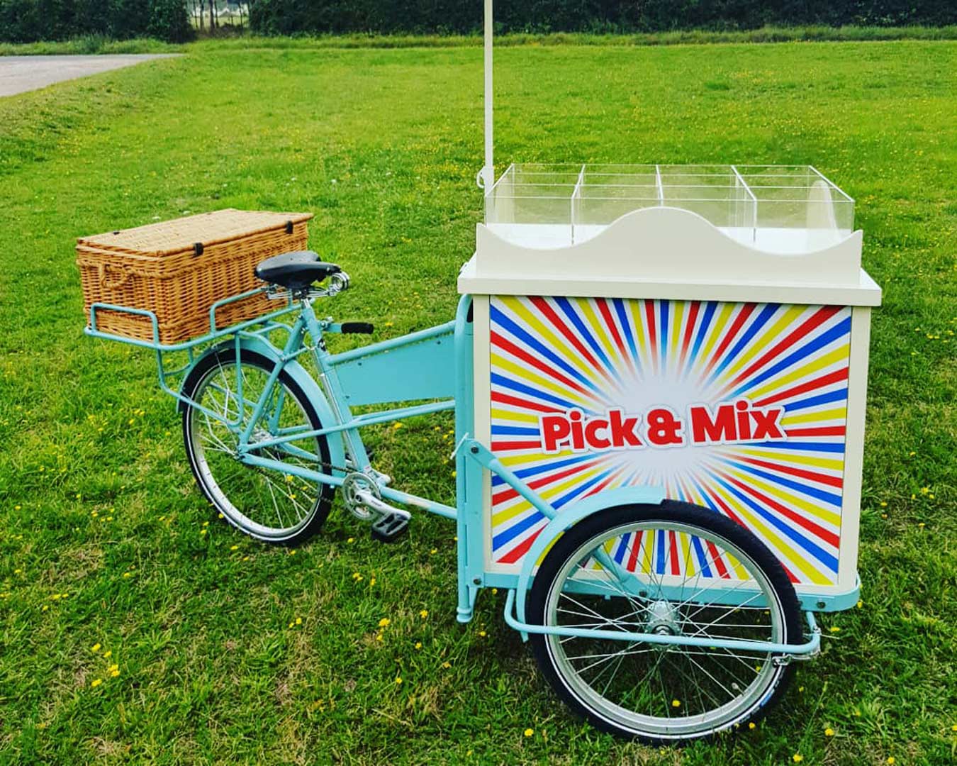 5mm foamed pvc sign reading Pick n Mix