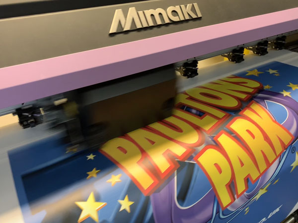 Mimaki printer, printing onto banner material